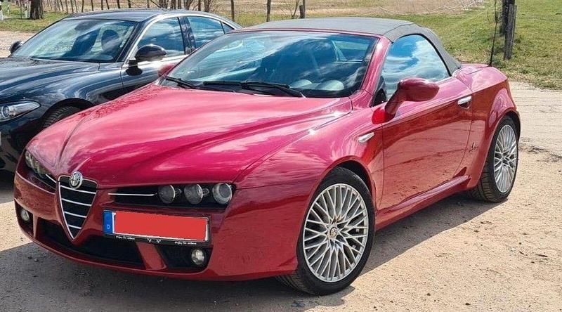 Rot Gebraucht 2008 Alfa Romeo Spider Exclusive Cabrio | 9.750 € (Fairer Preis) - Bild 1/4