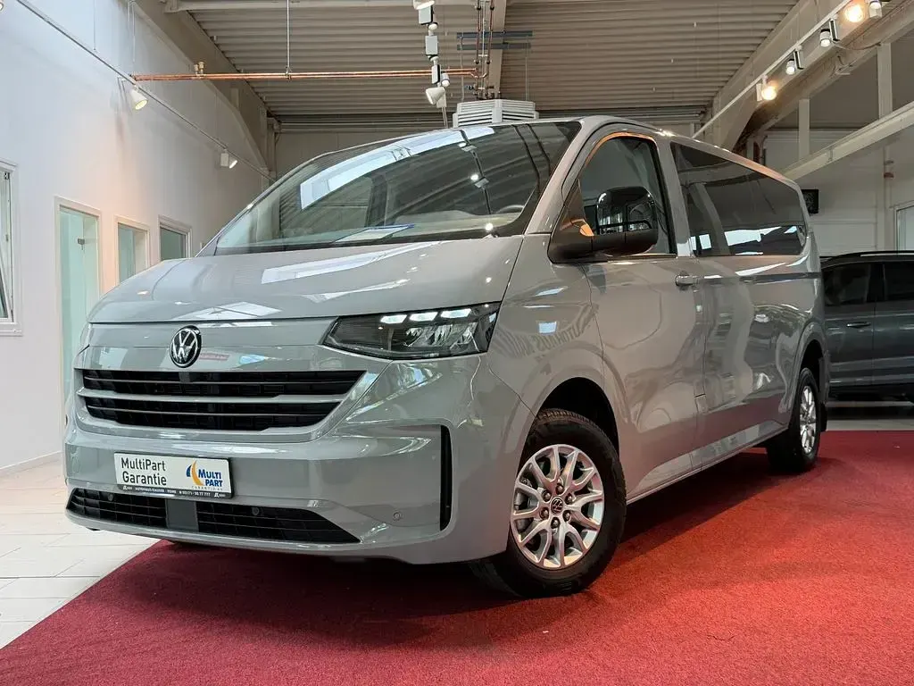 Gebraucht VW Caravelle 150 PS (110 kW) 2025 Grau Van
