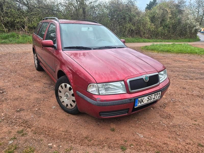 Gebraucht Skoda Octavia 102 PS (75 kW) 2009 Rot Kombi