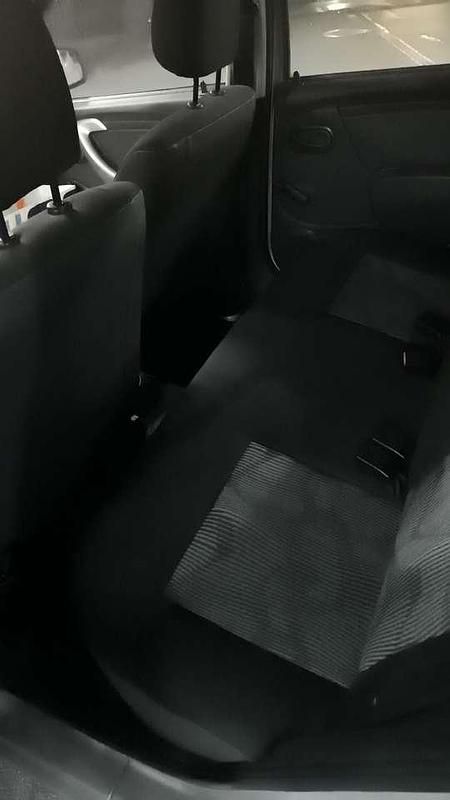 Gebraucht Dacia Sandero 75 PS (55 kW) 2009 Grau Limousine