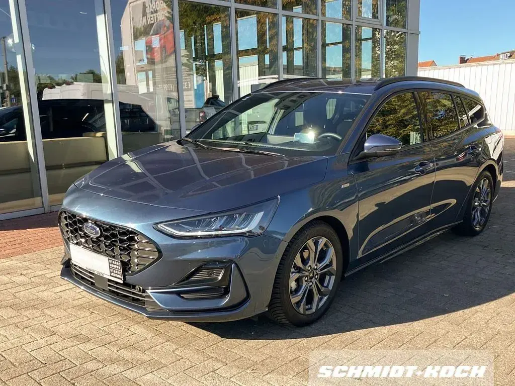 Gebraucht Ford Focus ST-Line X 120 PS (88 kW) 2024 Blau Limousine
