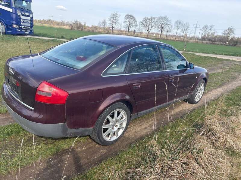 Rot Gebraucht 1997 Audi A6 Limousine | 1.000 € (Superpreis) - Bild 1/4