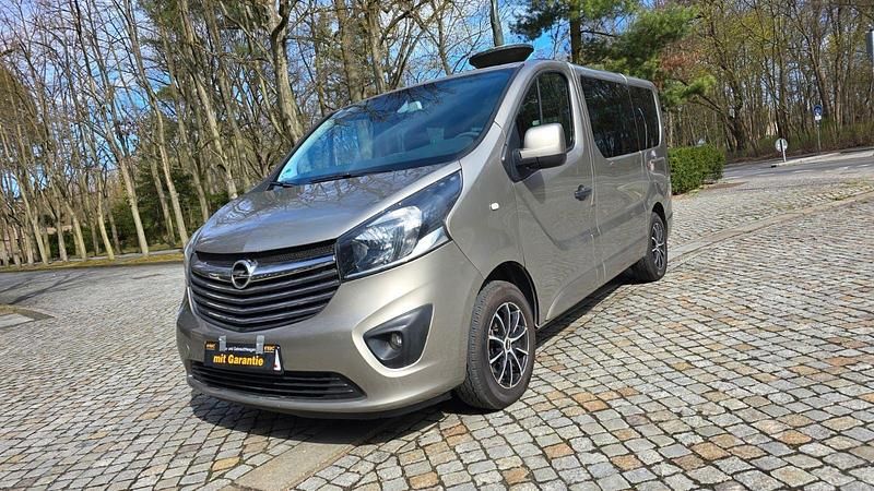 Gebraucht Opel Vivaro 120 PS (88 kW) 2015 Beige Van / Kleinbus