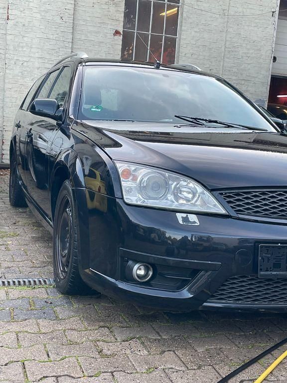 Gebraucht Ford Mondeo ST 226 PS (166 kW) 2002 Schwarz Limousine