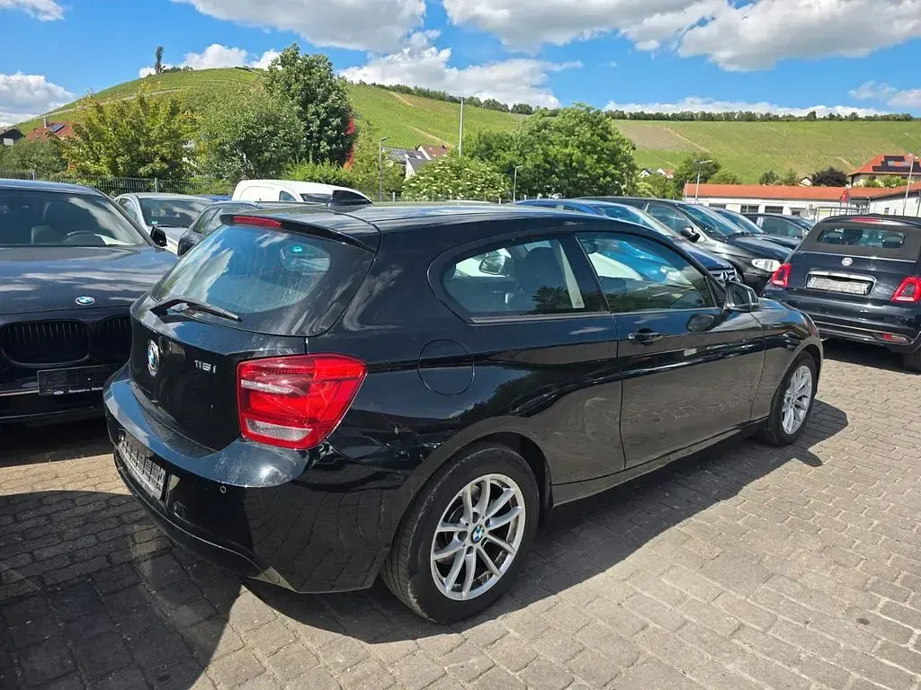 Gebraucht BMW 116 Advantage 136 PS (100 kW) 2013 Schwarz Kleinwagen