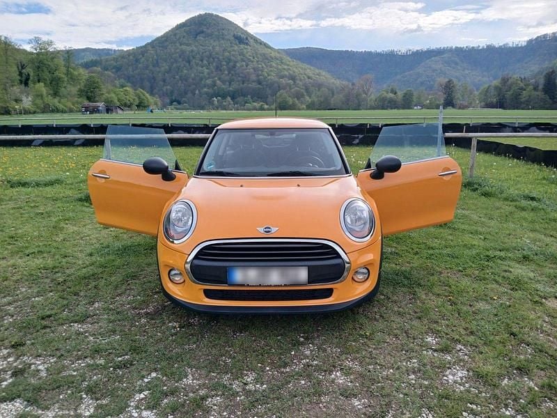 Usado Mini ONE 75 HP (55 kW) 2015 Laranja Citadino