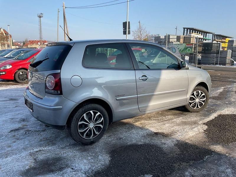 Gebraucht VW Polo United 60 PS (44 kW) 2009 Silber Kleinwagen
