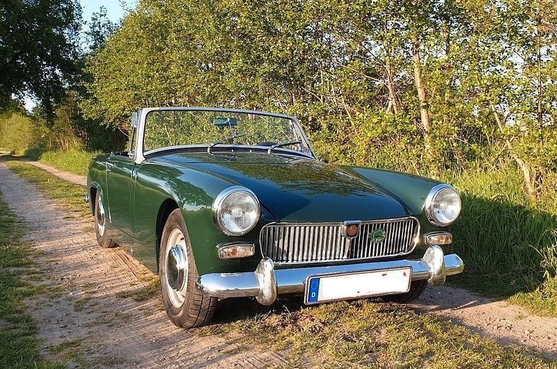 Grün Gebraucht 1964 MG Midget Cabrio | 7.990 € - Bild 1/4