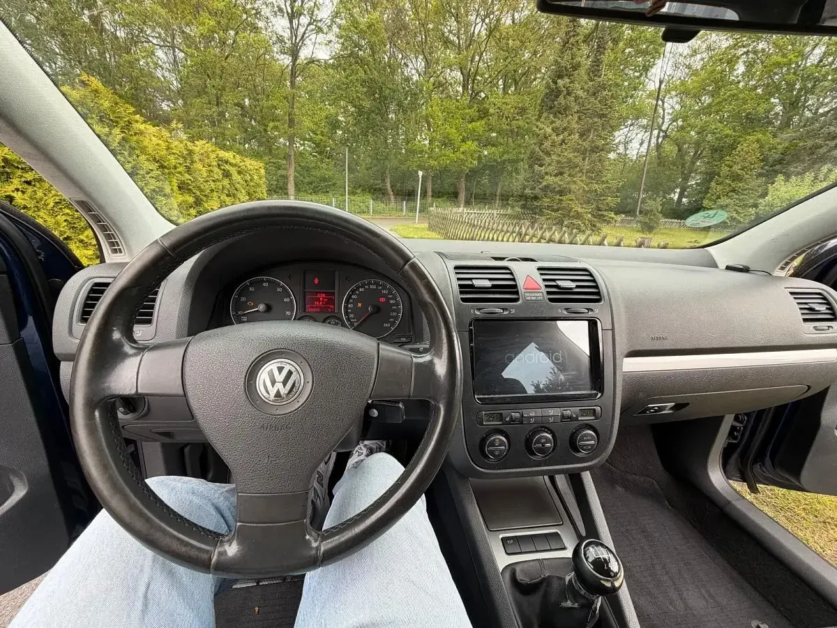 Occasion VW Golf IV Trendline 116 ch (85 kW) 2004 Bleue Berline