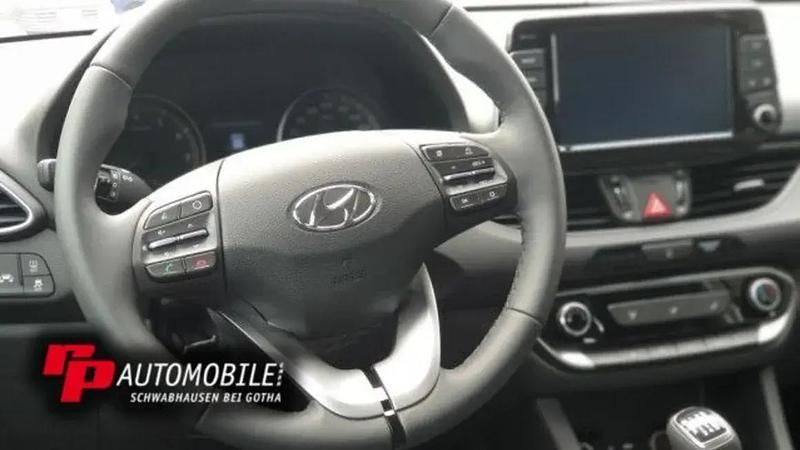 Silber Gebraucht 2019 Hyundai i30 Kombi | 13.790 € (Guter Preis) - Bild 1/1