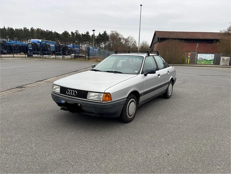 Usado Audi 80 Design 1990 Prateado Sedan
