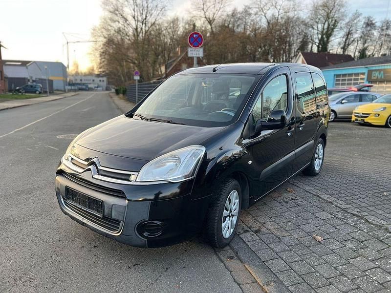 Schwarz Gebraucht 2013 Citroën Berlingo Tendance Van / Kleinbus | 5.700 € (Etwas zu teuer) - Bild 1/4