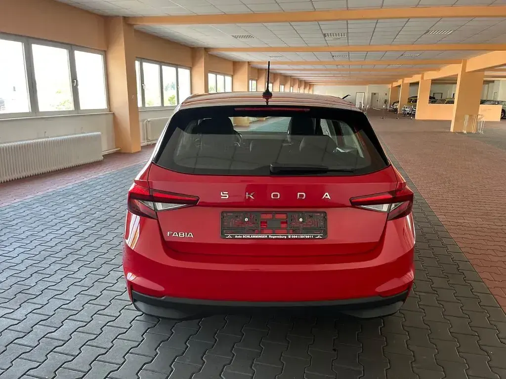 Gebraucht Skoda Fabia Selection 116 PS (85 kW) 2025 Rot Kleinwagen