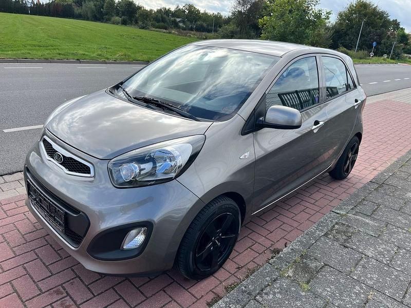 Gebraucht Kia Picanto Edition 7 69 PS (50 kW) 2012 Silber Kleinwagen