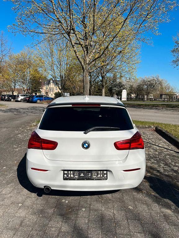 Gebraucht BMW 118 136 PS (100 kW) 2018 Weiß Kleinwagen