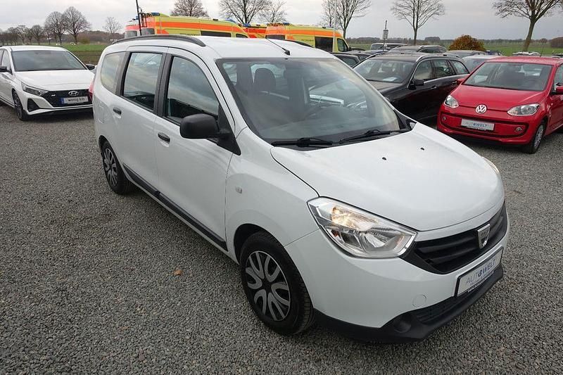 Gebraucht Dacia Lodgy 90 PS (66 kW) 2015 Weiß Van / Kleinbus