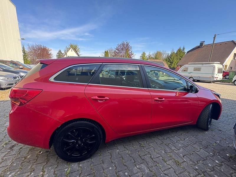 Occasion Kia Ceed 140 ch (102 kW) 2015 Rouge Citadine