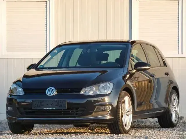 Gebraucht VW Golf VII LOUNGE 110 PS (80 kW) 2016 Schwarz Limousine