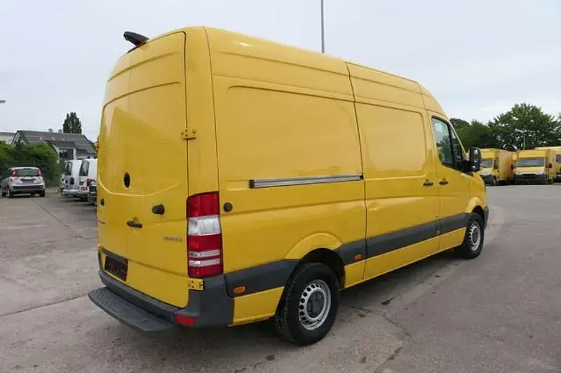Gebraucht Mercedes Sprinter 143 PS (105 kW) 2016 Gelb Van