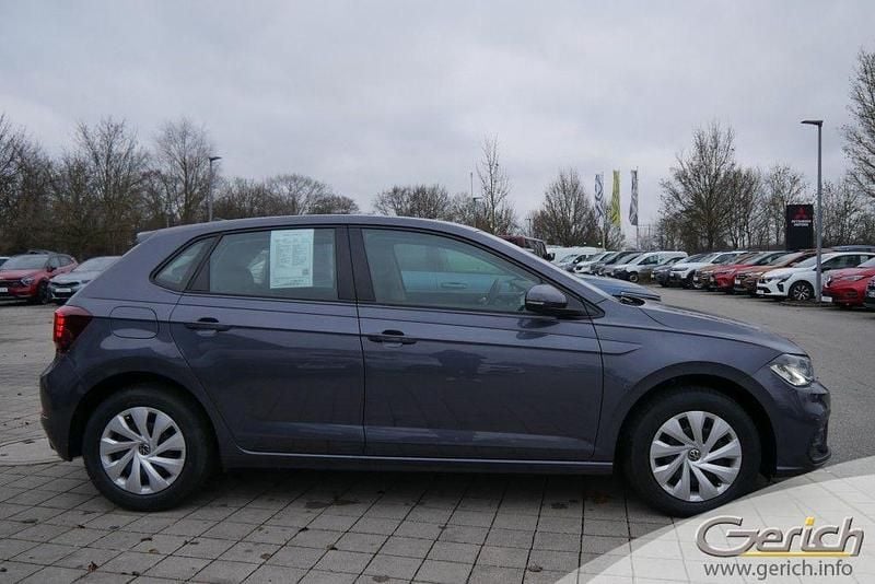Gebraucht VW Polo Life 95 PS (69 kW) 2024 Rauchgrau metallic (metallic) Kleinwagen
