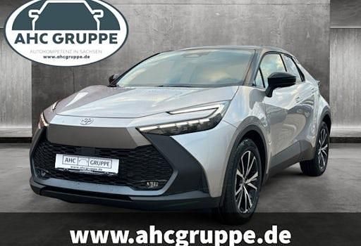 Neu Toyota C-HR 140 PS (102 kW) 2025 Silber SUV
