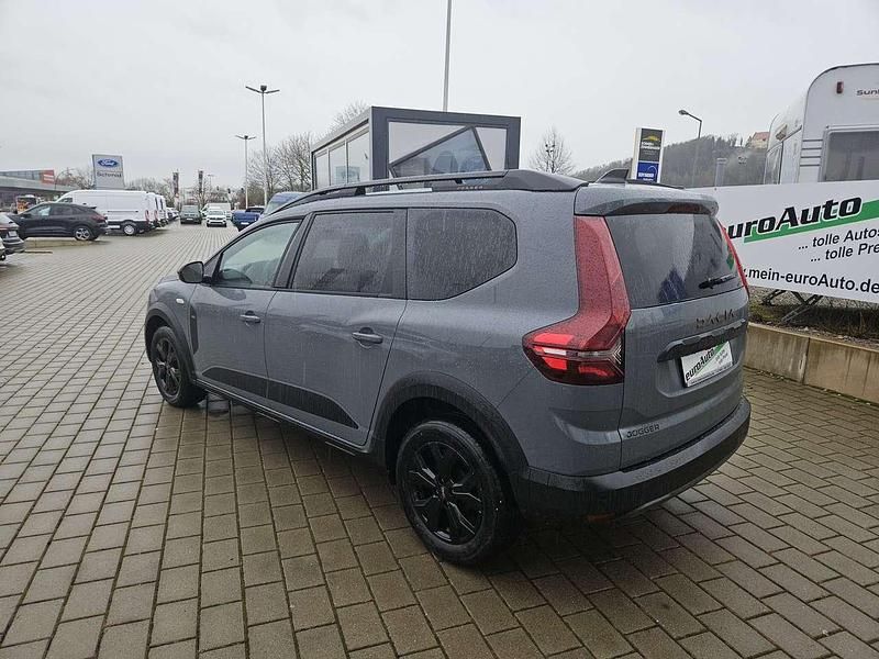Neu Dacia Jogger Extreme 110 PS (80 kW) 2025 Schiefergrau Van / Kleinbus