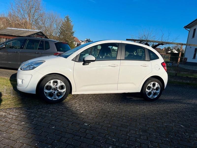Gebraucht Citroën C3 Tendance 95 PS (69 kW) 2011 Weiß Limousine