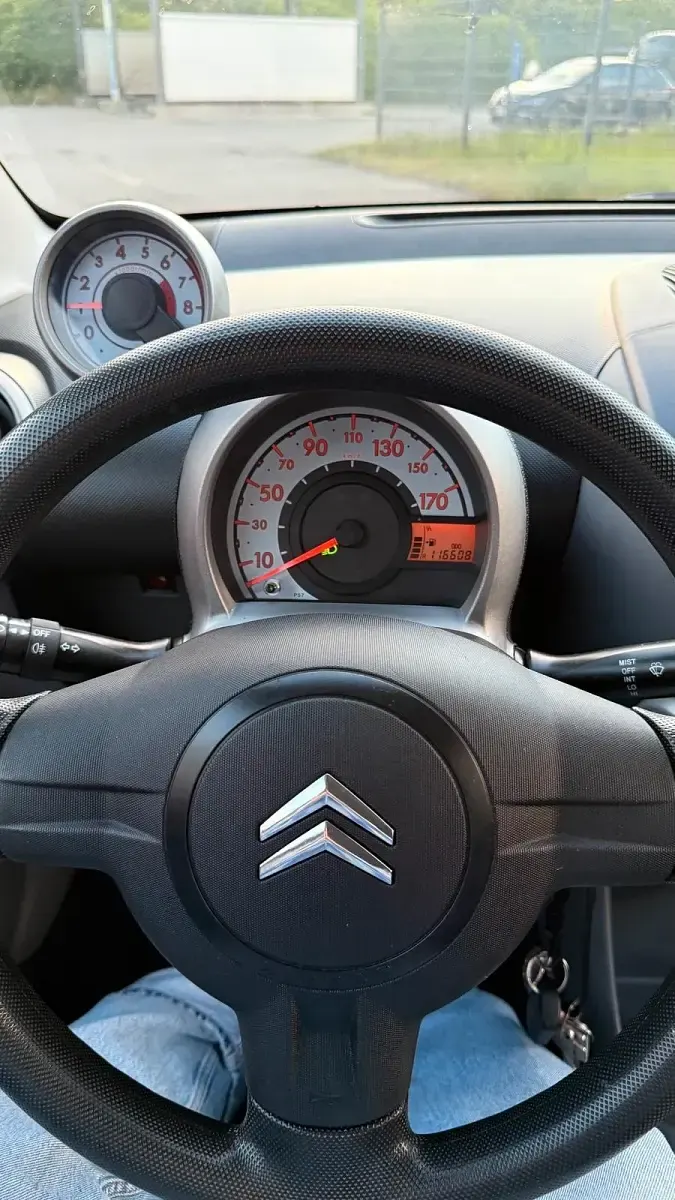 Gebraucht Citroën C1 68 PS (50 kW) 2008 Rot Kleinwagen