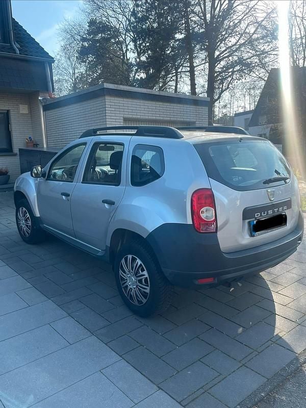 Gebraucht Dacia Duster 105 PS (77 kW) 2010 Silber SUV