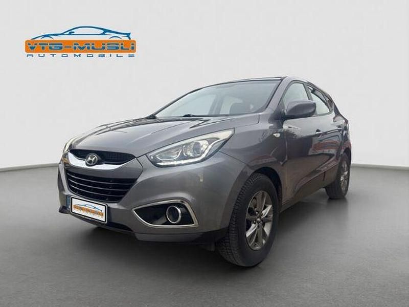 Grau Gebraucht 2015 Hyundai ix35 SUV | 9.488 € (Guter Preis) - Bild 1/4