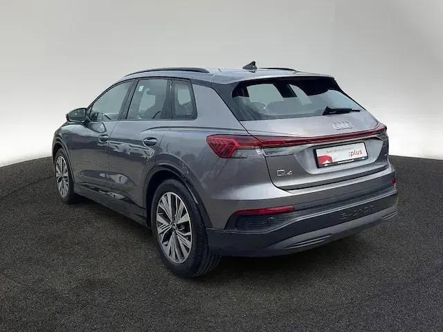 Gebraucht Audi Q4 e-tron Advanced Plus 194 kW (265 PS) 2023 Taifungrau metallic SUV
