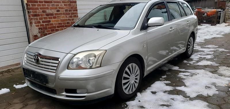 Gebraucht Toyota Avensis 2004 Grau Kombi