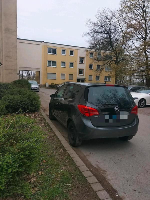 Gebraucht Opel Meriva 101 PS (74 kW) 2011 Grau Van / Kleinbus