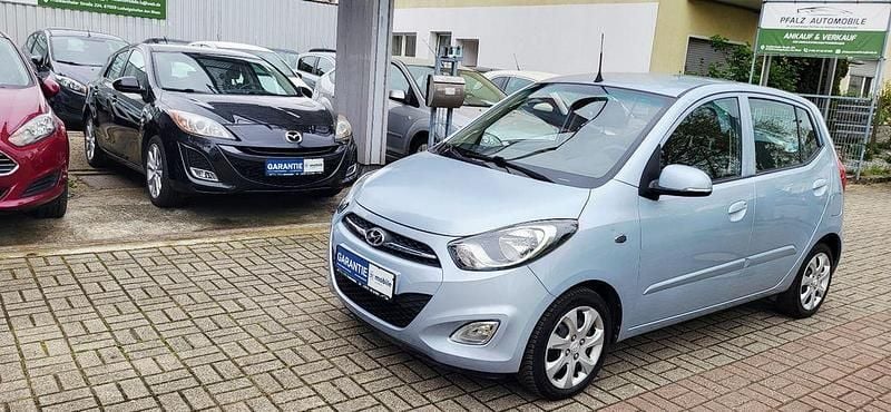 Gebraucht Hyundai i10 Style 86 PS (63 kW) 2011 Blau Kleinwagen