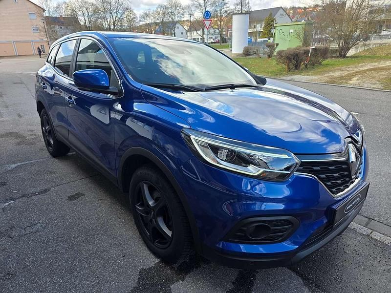 Gebraucht Renault Kadjar Zen 140 PS (102 kW) 2021 Stahlblau (metallic) SUV