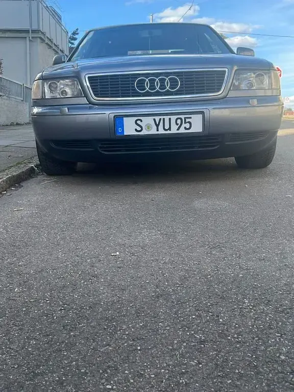 Usata Audi A8 230 CV (169 kW) 1995 Grigio Berlina