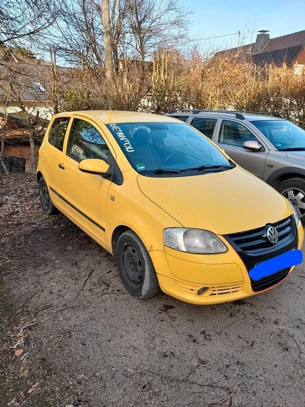 Gebraucht VW Fox 55 PS (40 kW) 2006 Gelb Kleinwagen