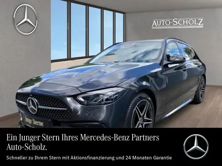 Grau Gebraucht 2024 Mercedes C200 AMG Kombi | 41.551 € (Fairer Preis) - Bild 1/4