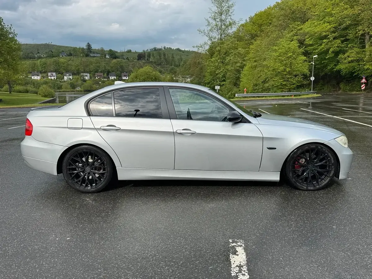 Occasion BMW 320 177 ch (130 kW) 2008 Argent Berline