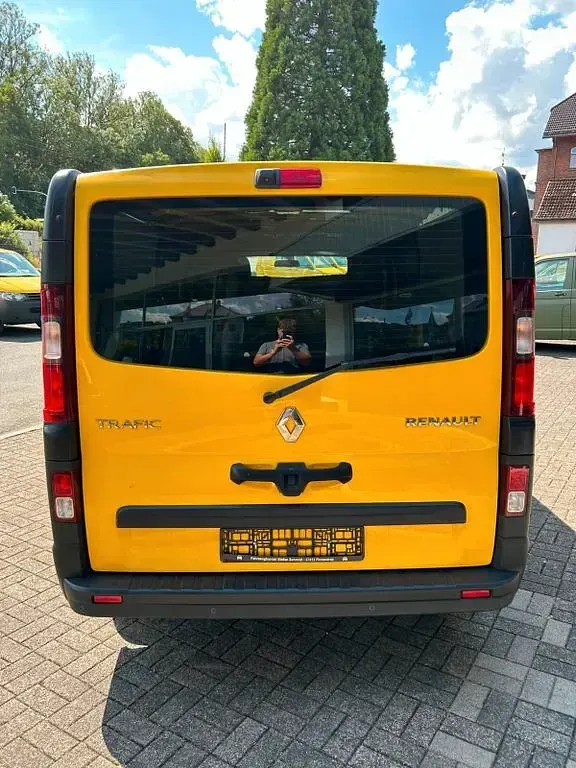 Gebraucht Renault Trafic 120 PS (88 kW) 2020 Van / Kleinbus