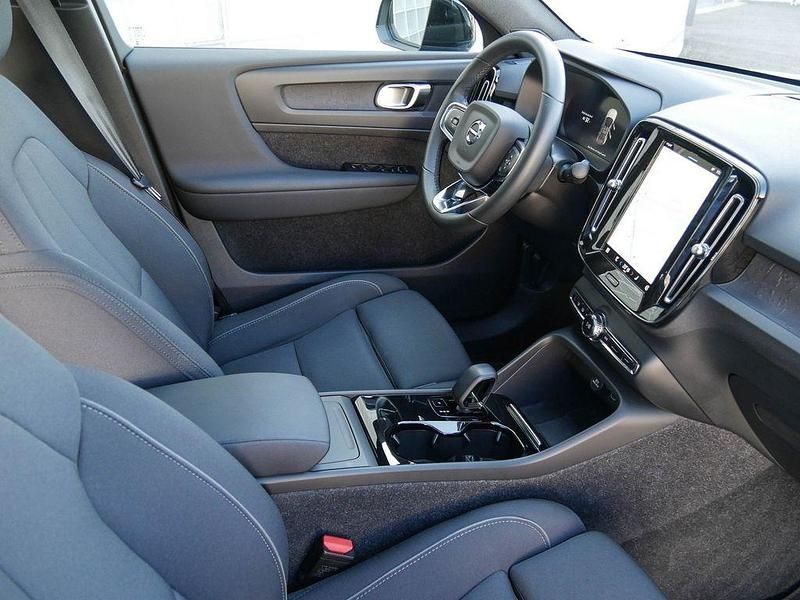 Gebraucht Volvo C40 Core 169 kW (231 PS) 2022 Blau SUV