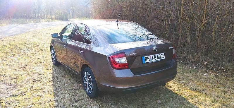 Gebraucht Skoda Rapid Clever 95 PS (69 kW) 2018 Braun Limousine