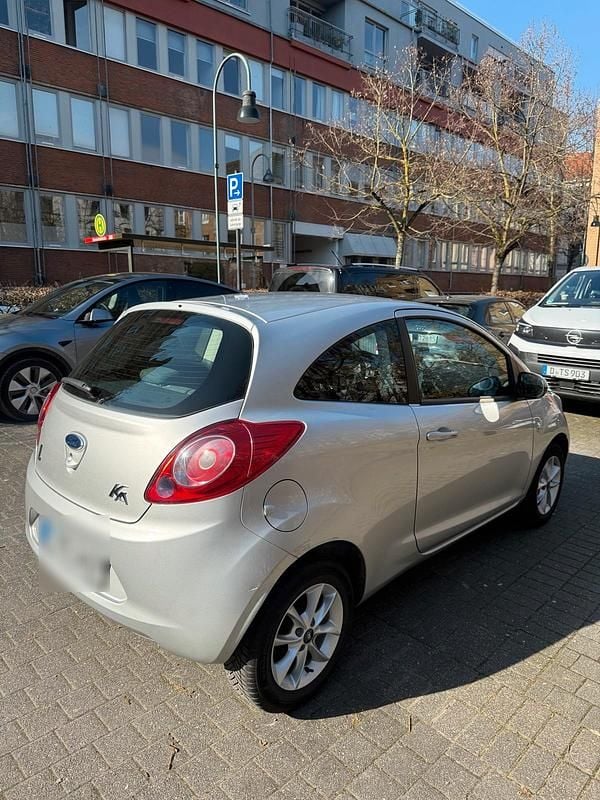 Gebraucht Ford Ka 69 PS (50 kW) 2014 Silber Kleinwagen
