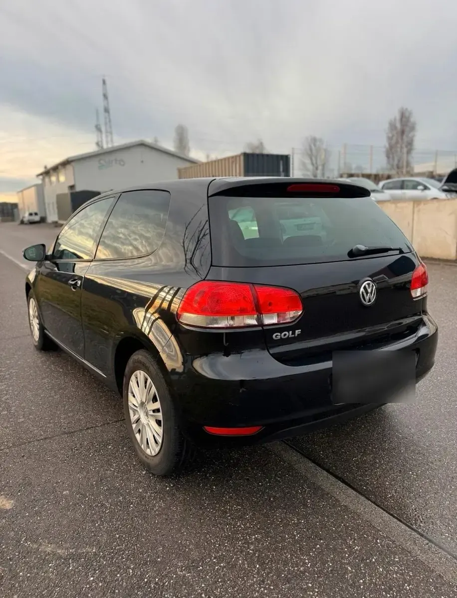 Gebraucht VW Golf VI Trendline 80 PS (58 kW) 2009 Schwarz Kleinwagen