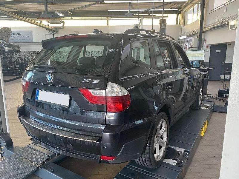 Gebraucht BMW X3 Comfort Edition 177 PS (130 kW) 2009 Schwarz SUV