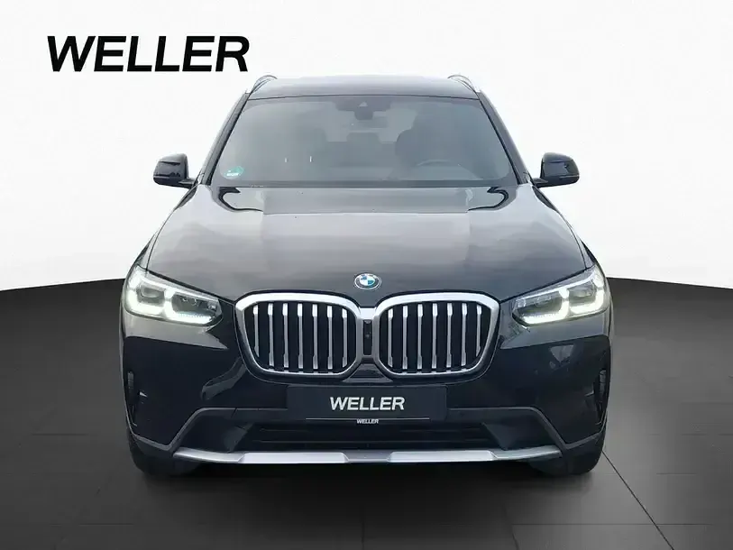 Gebraucht BMW X3 Sport Line 190 PS (139 kW) 2022 Schwarz SUV