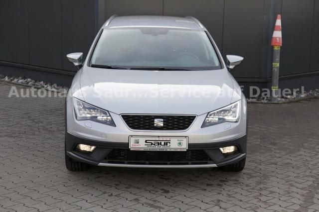 Gebraucht Seat Leon X-Perience 4Drive 150 PS (110 kW) 2016 Silber metallic Kombi