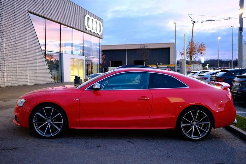 Gebraucht Audi A5 Design 230 PS (169 kW) 2014 Rot Coupé