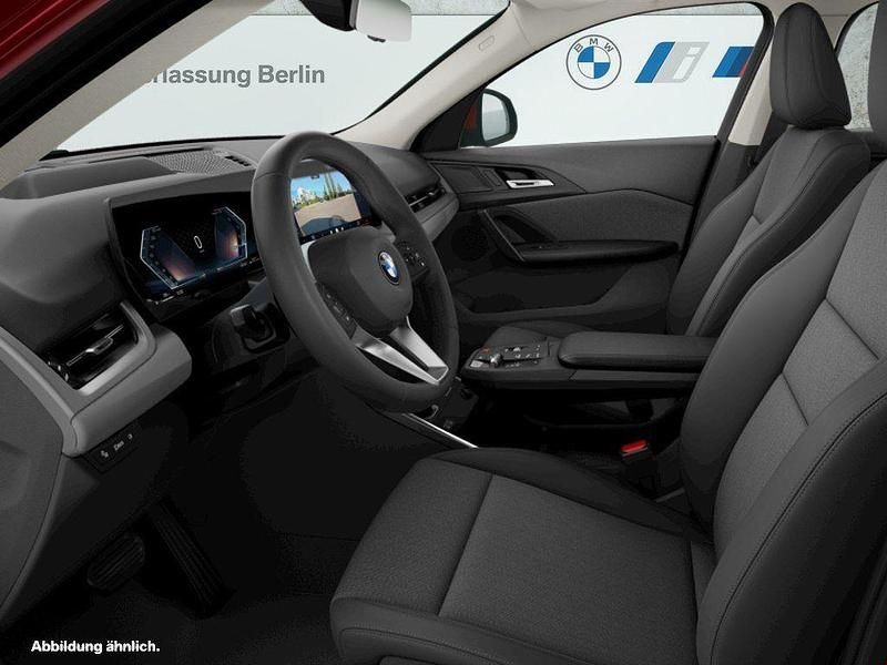 Gebraucht BMW X2 156 PS (114 kW) 2025 Rot SUV