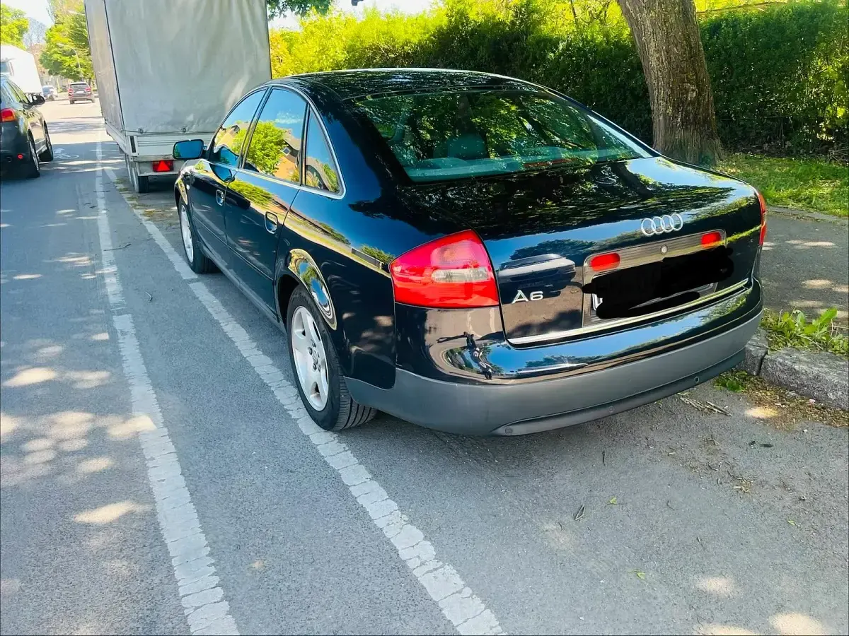 Gebraucht Audi A6 193 PS (141 kW) 2000 Blau Limousine